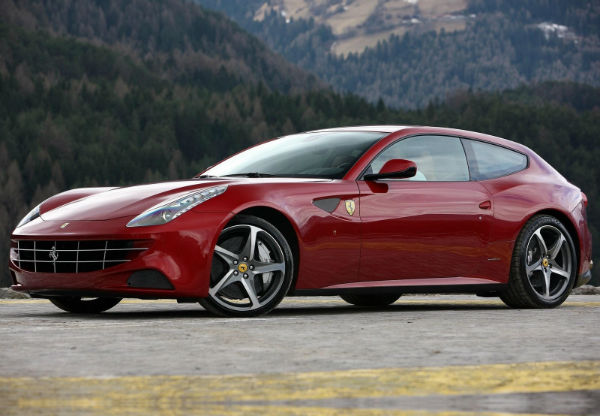 2023 Ferrari FF V12