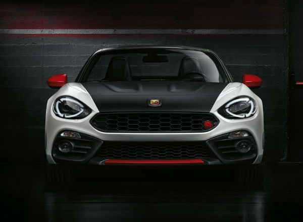 Fiat 124 Spider 2023
