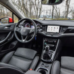 2018 Opel Astra Interior