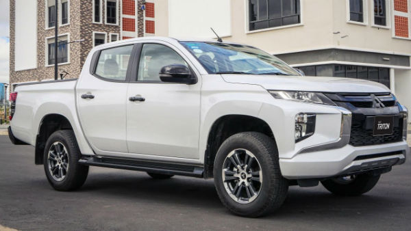 2023 Mitsubishi Triton GLS