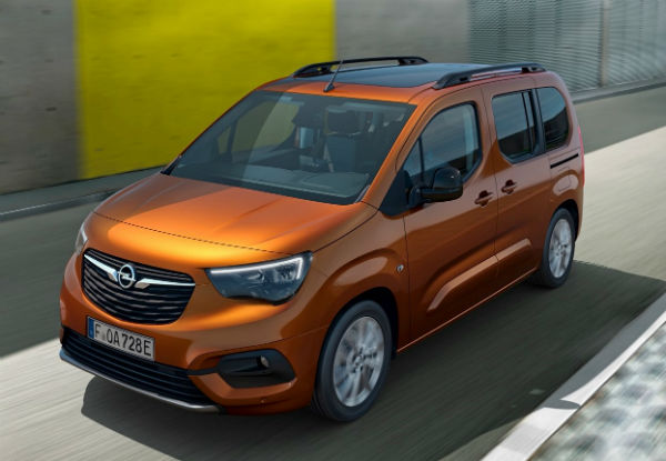 2023 Opel Combo Car