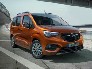 2024 Opel Combo Car