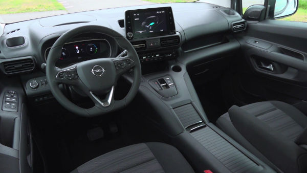 2024 Opel Combo Interior