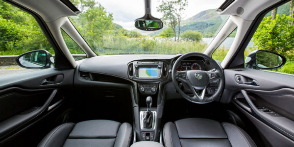 2024 Opel Zafira Interior