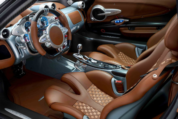 2024 Pagani Zonda Interior