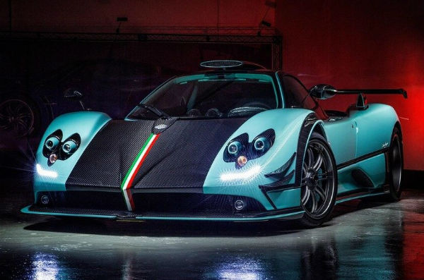 2024 Pagani Zonda R