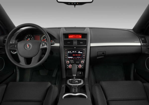 2024 Pontiac G8 Interior