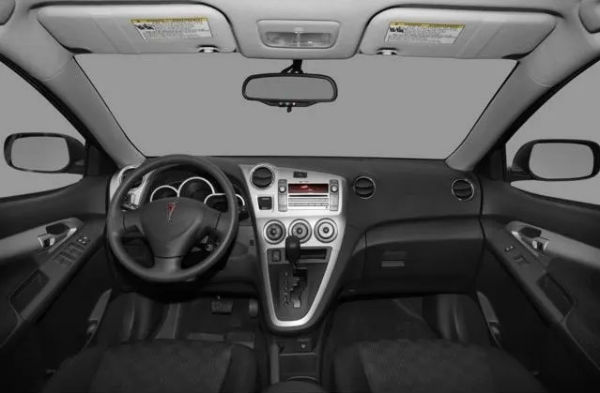 2024 Pontiac Vibe Interior
