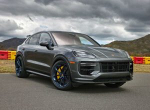 2024 Porsche Cayenne Car