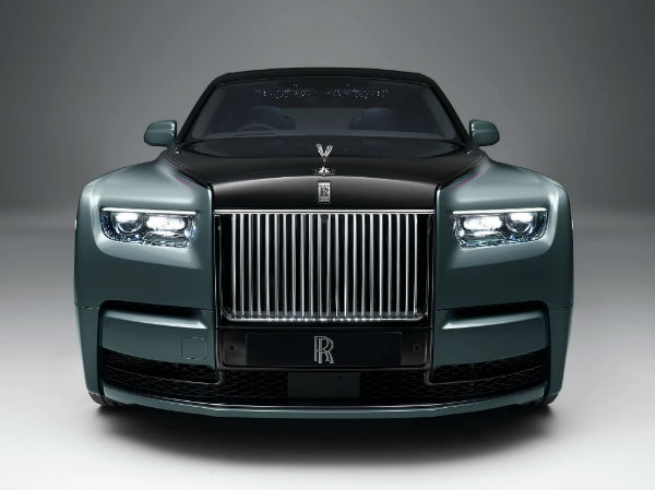 Rolls-Royce Phantom 2024