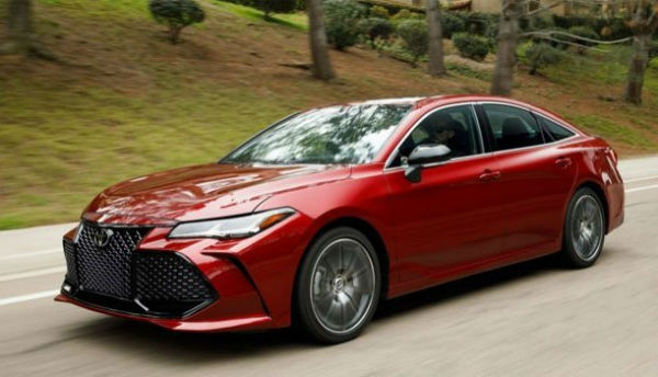 2024 Toyota Avalon Car