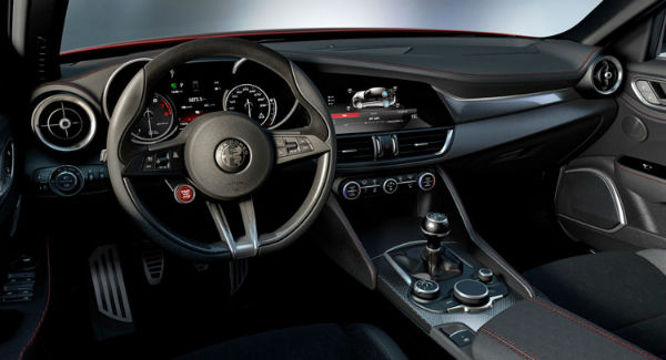 2025 Alfa Romeo Giulietta Interior