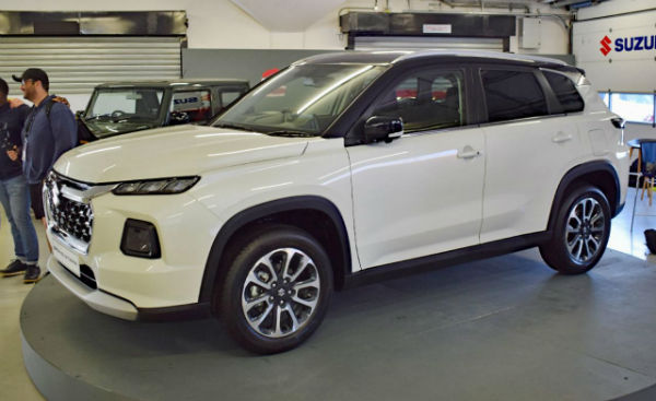 2025 Suzuki Grand Vitara Car