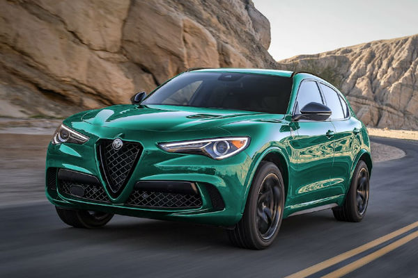 Alfa Romeo Stelvio 2025