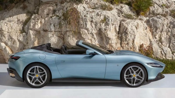 2024 Ferrari Roma Spider