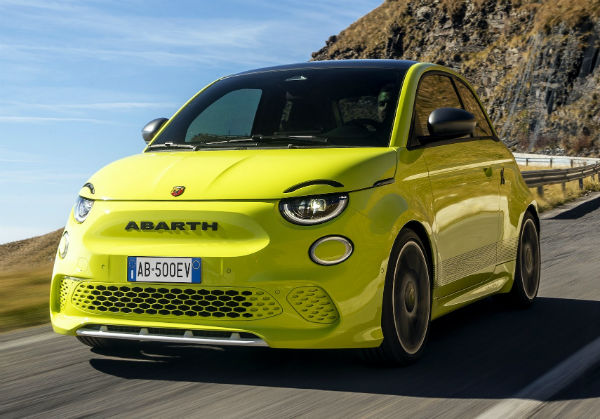 2024 Fiat 500e Abarth