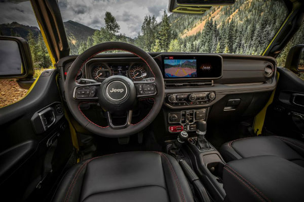 2025 Jeep Gladiator Interior