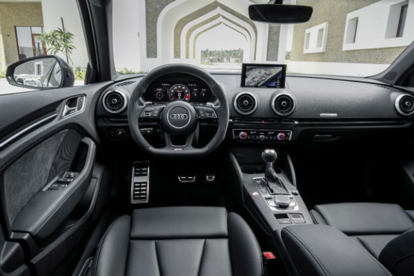 2020 Audi RS3 Interior