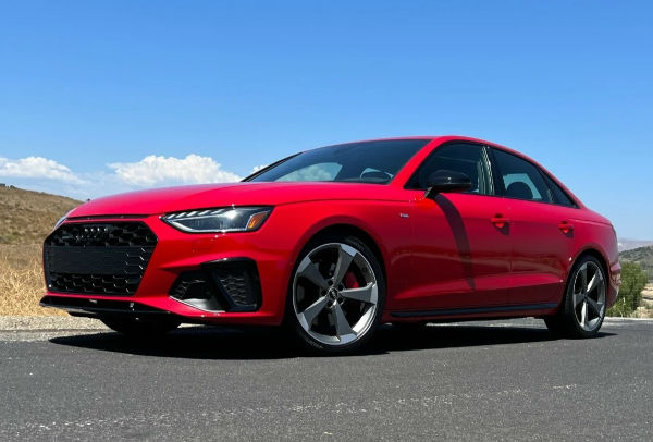 2024 Audi RS4 Sedan