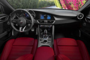 2025 Alfa Romeo Giulia Quadrifoglio Interior