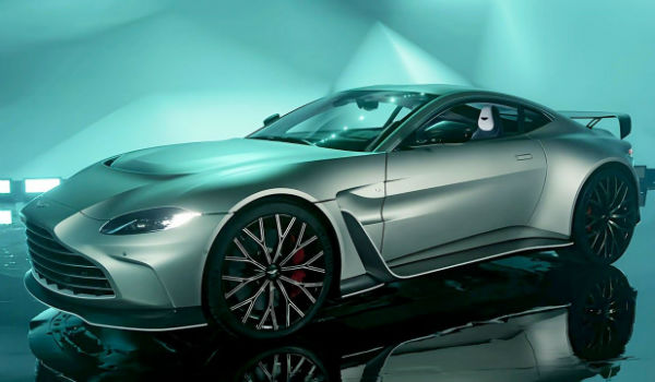 2025 Aston Martin Vantage V12