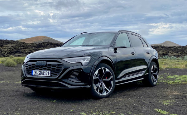 2025 Audi Q8 Sportback e-Tron Quattro