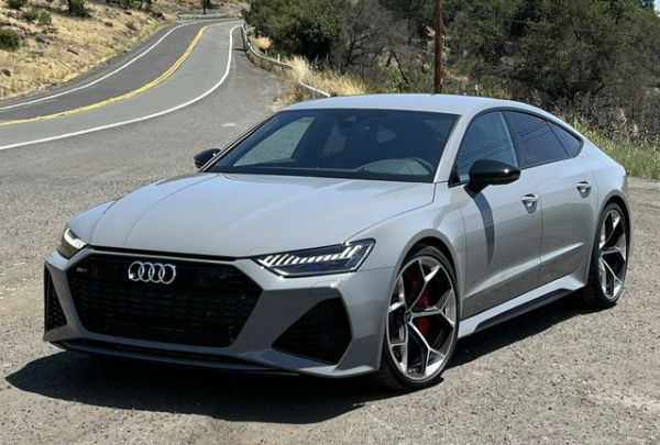 2025 Audi RS7 Sedan