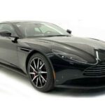 Aston Martin DB11 2025