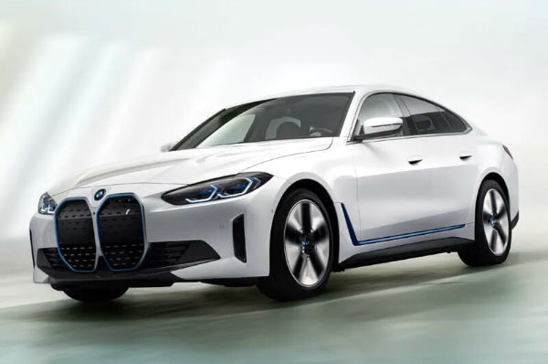 2025 BMW i4 xDrive40