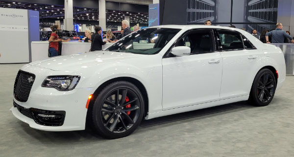 2024 Chrysler 300 Hellcat