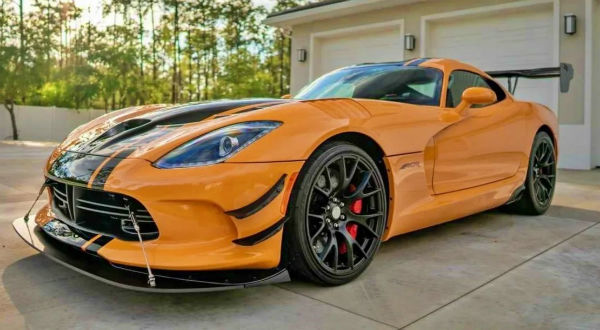 2024 Dodge Viper Speedster