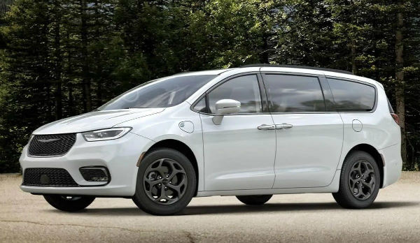 Chrysler Pacifica 2025 EV Car