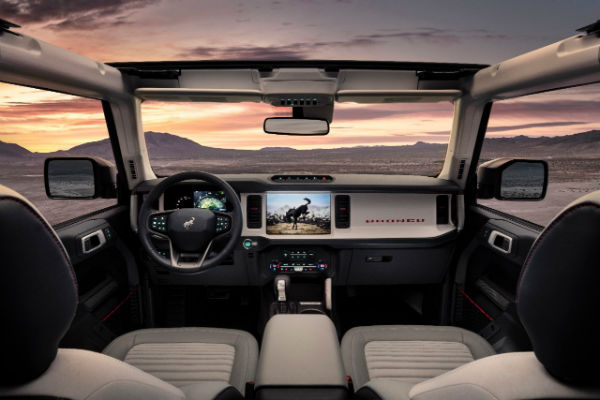 2025 Ford Bronco Interior