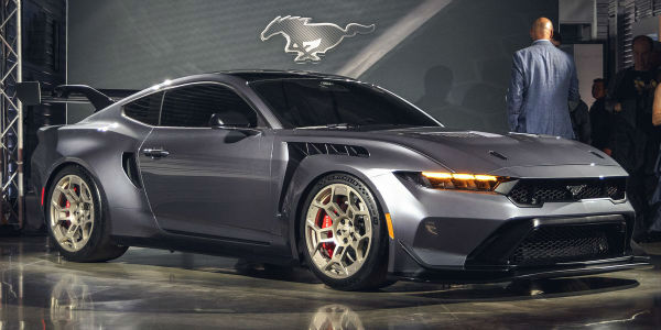 2025 Ford Mustang GT Car