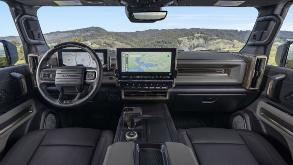 2025 GMC Hummer EV Interior