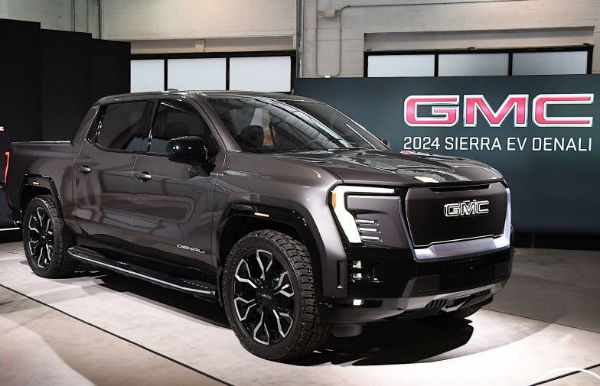 2025 GMC Sierra 1500 EV