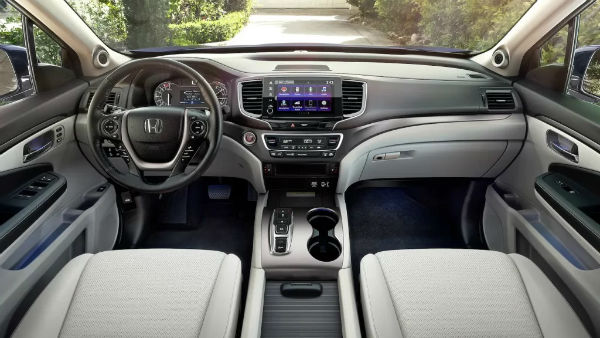 2025 Honda Ridgeline Interior