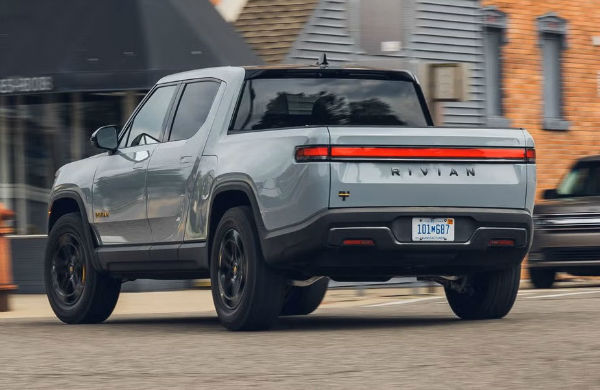 2026 Rivian R1T Electric Truck