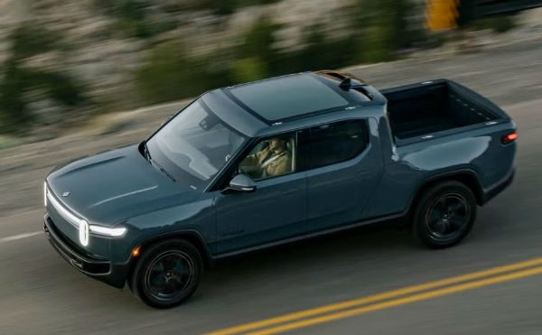 2026 Rivian R1T Quad-Motor