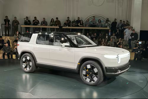 2026 Rivian R2 Ground Clearance