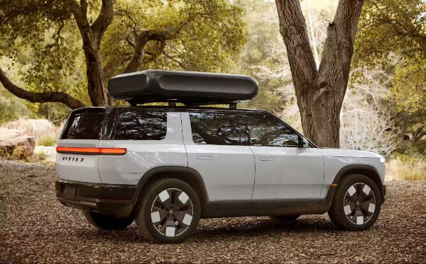 Rivian R1S 2026 Model