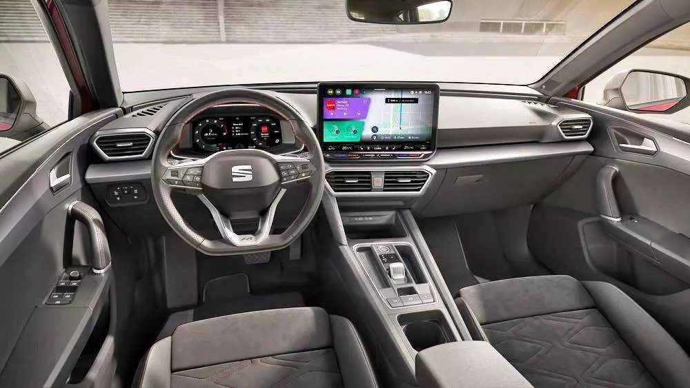 2027 SEAT Leon Interior