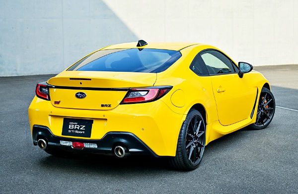 Subaru BZR 2026 STI Sport Yellow