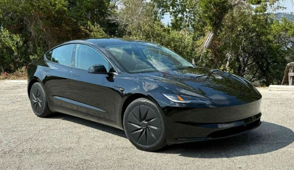 2026 Tesla Model 3 Black Edition