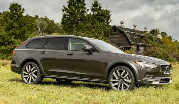 2026 Volvo V90 Cross Country