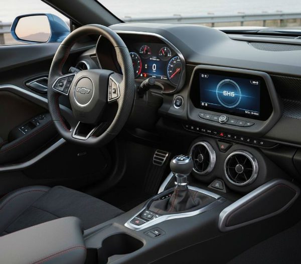 Chevrolet Camaro 2026 Interior