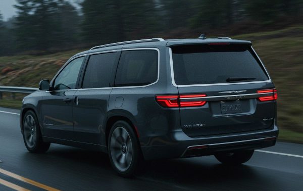 Chrysler Pacifica Minivan 2027 Model