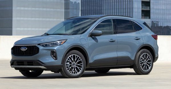 2027 Ford Escape SE