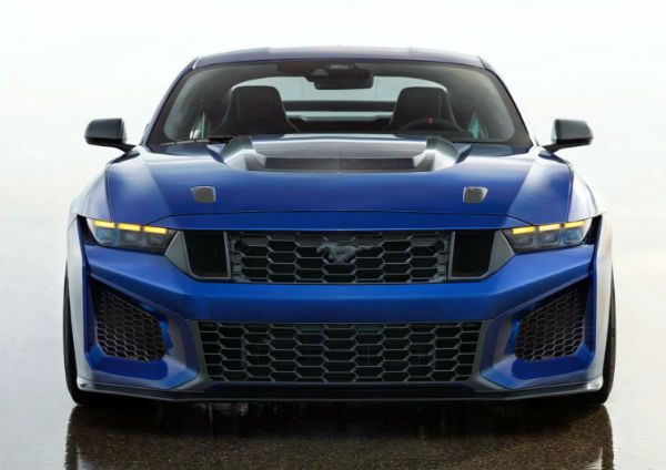 2027 Ford Mustang Dark Horse SC