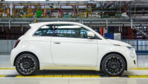Fiat 500 Hybrid 2027